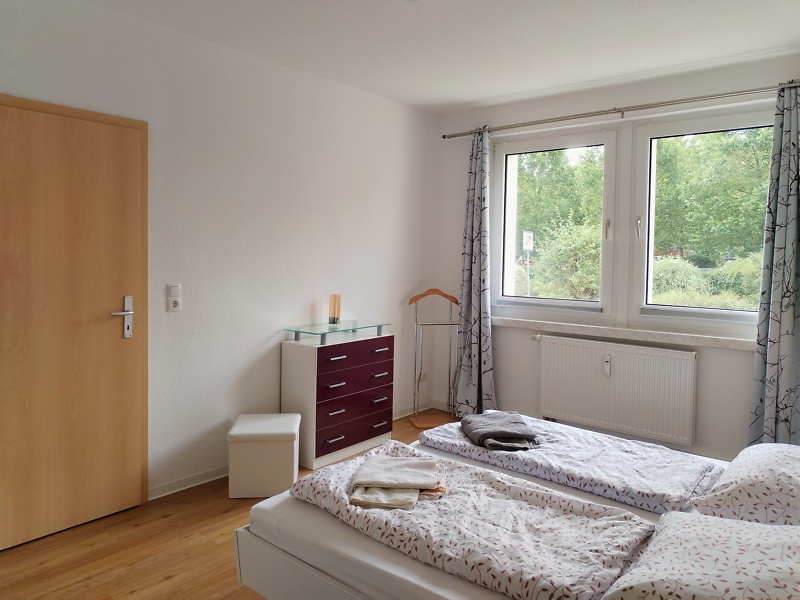 Schlafzimmer 2